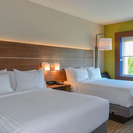 Holiday Inn Express & Suites Raleigh Airport - Brier Creek By Ihg Buitenkant foto
