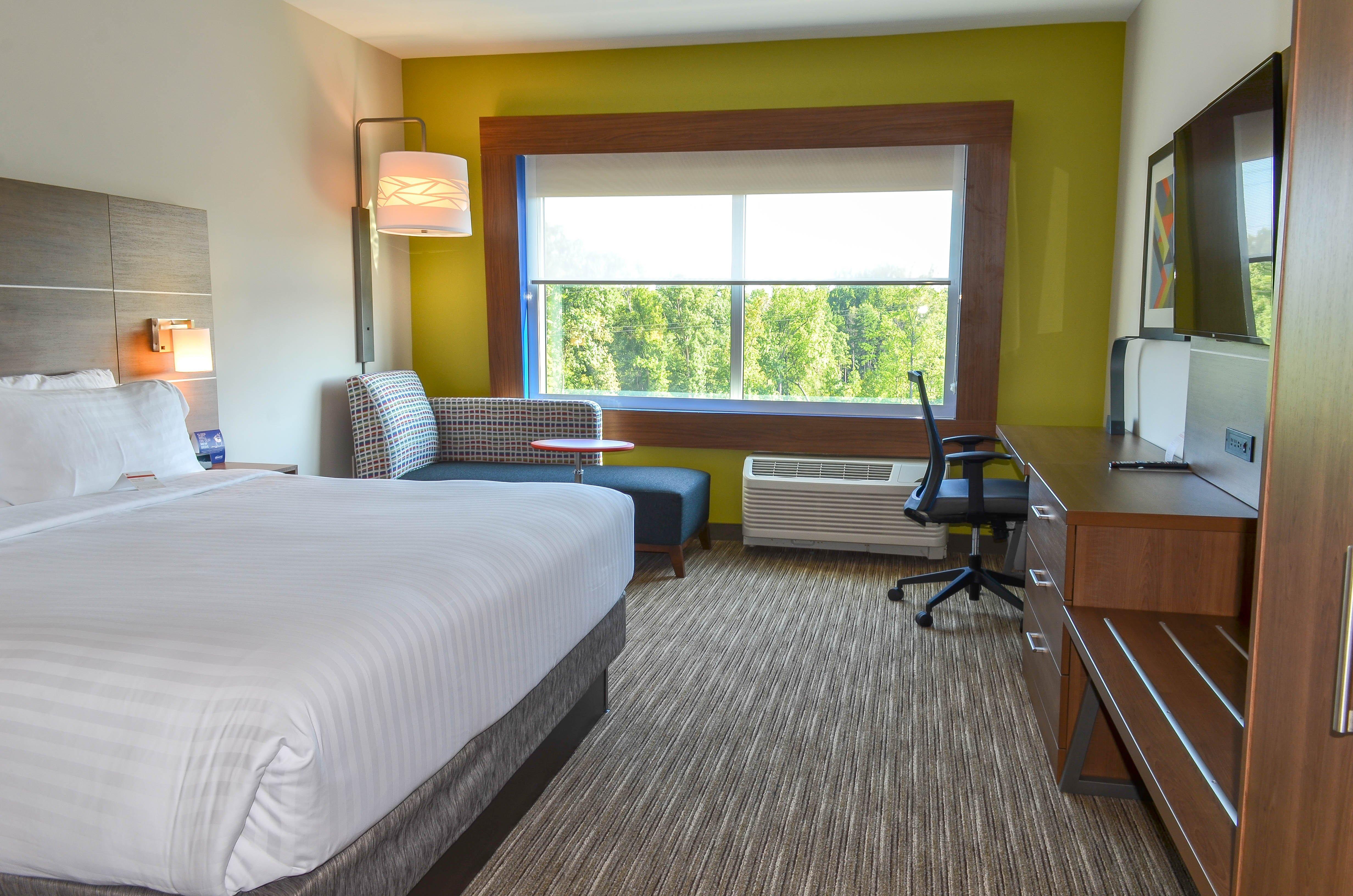 Holiday Inn Express & Suites Raleigh Airport - Brier Creek By Ihg Buitenkant foto